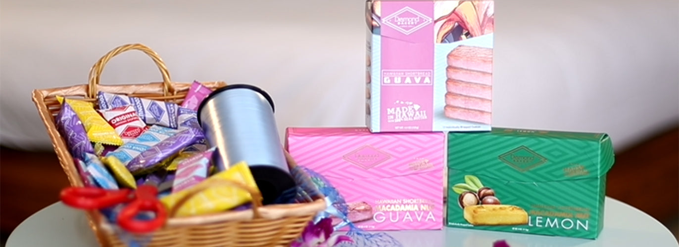 Lei Making With Diamond Bakery!