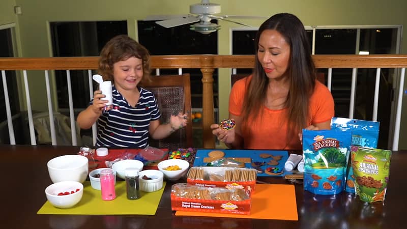 動画を読み込む: KEIKI FUN WITH DIAMOND BAKERY!